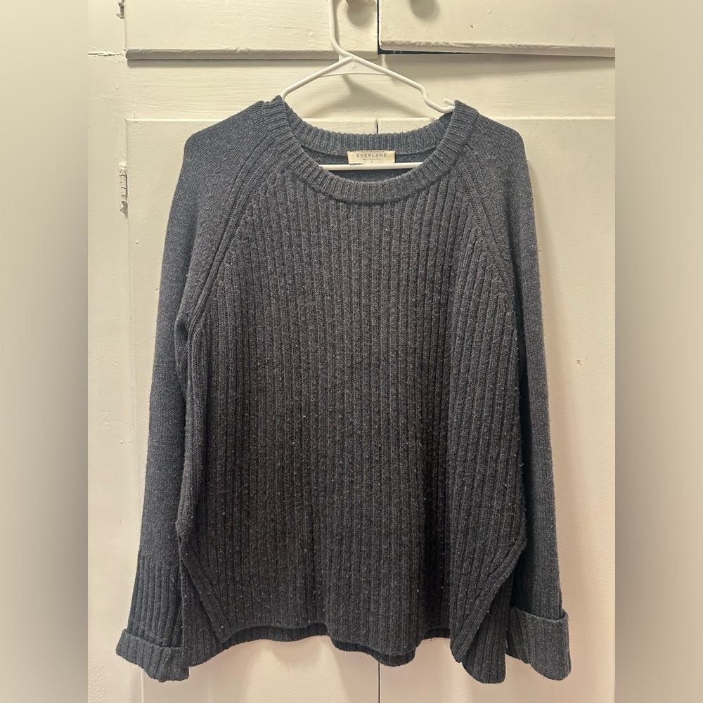 Everlane Gray Wool Sweater - Size M